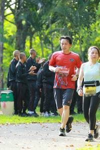 BIB: 0298, 0285
                            <button type="button" onclick="openModal(5129547)" class="btn btn-primary btn-sm float-right btn-popup" data-toggle="modal" data-target=".modal-high-quality">
                        <i class="fas fa-shopping-cart"></i> Add to Cart
                    </button>
                                            <button type="button" onclick="isThisMe(5129547, true)" class="btn btn-success btn-sm float-right btn-popup btn-isme hidden" data-toggle="tooltip" data-placement="bottom" title="นี่คือรูปของคุณใช่ไหม คลิกที่นี่เพื่อเอาเข้าอัลบั้ม">
                        <i class="fas fa-plus"></i> Add to album
                    </button>
                    <button type="button" onclick="isThisMe(5129547, false)" class="btn btn-warning btn-sm float-right btn-popup btn-isnotme hidden">
                        <i class="fas fa-ban"></i> Remove from album
                    </button>